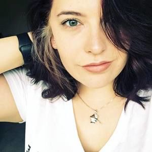 Meet your Posher, Noelle